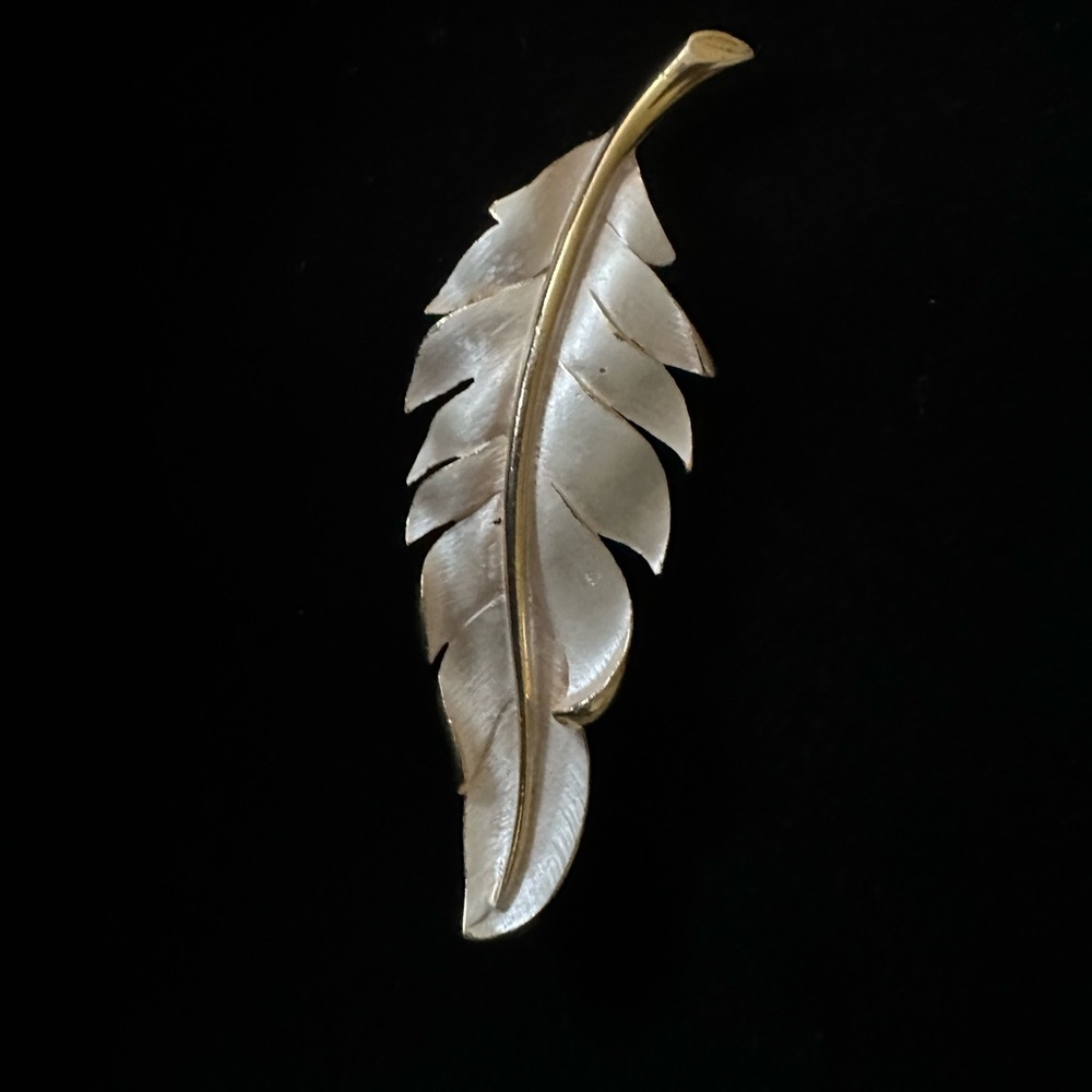 Elegant Gold and Silver Leaf Brooch
